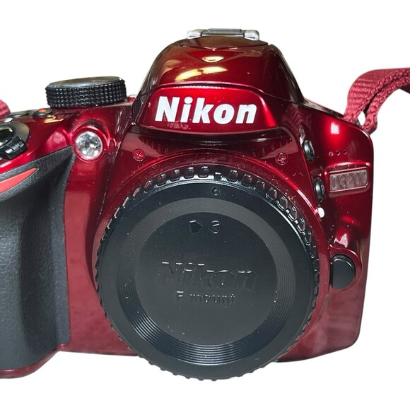 EXC++ RED Nikon D3200 Digital SLR Camera Body Only - Picture 9 of 16